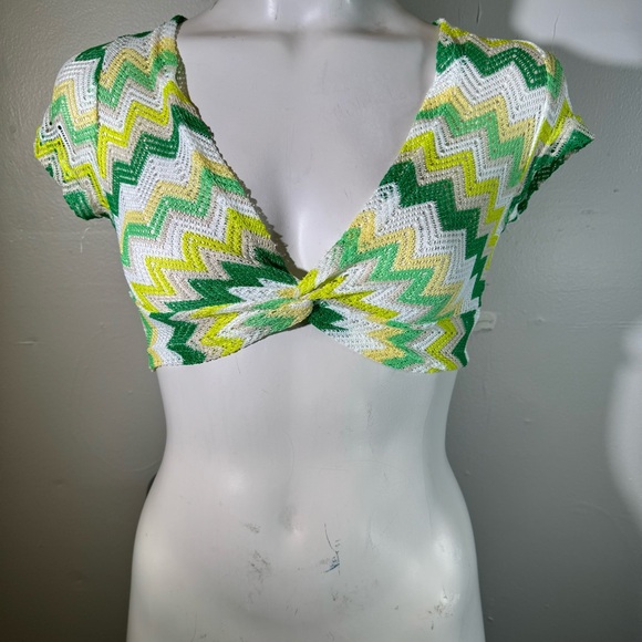 Jolie & Joy Chevron Knit Crop Top retro yellow green twist front Size Small - Picture 2 of 15